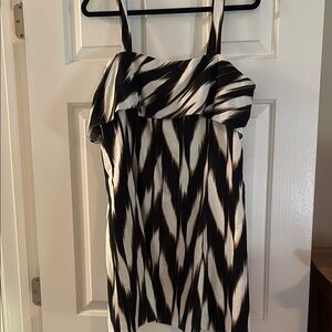 Stylish Black and White Patterned Dress